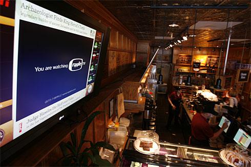 TCN為品牌餐飲場(chǎng)所打造數(shù)字信息發(fā)布網(wǎng)絡(luò),<a href='http://m.jsgfmy.com/webpage/tagsList.aspx?TagId=78'>多媒體信息發(fā)布</a>,信息發(fā)布系統(tǒng)下載,數(shù)字標(biāo)牌Digital Signage