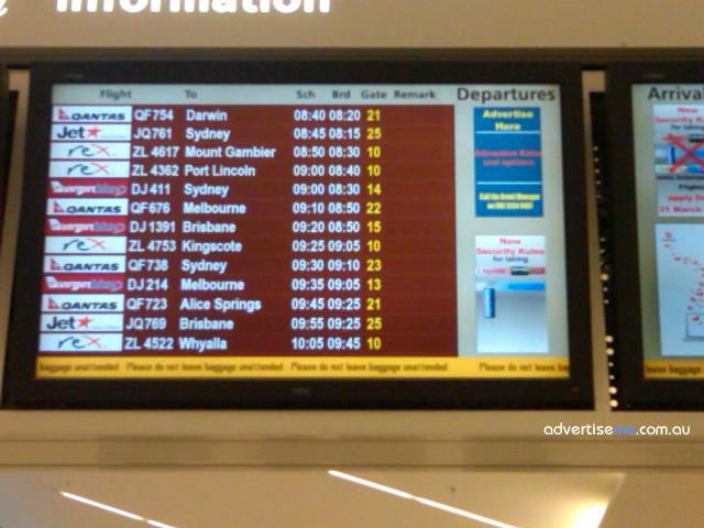 阿德萊德機場利用數(shù)字標牌顯示航班和廣告,<a href='http://m.jsgfmy.com/webpage/tagsList.aspx?TagId=133'>信息發(fā)布系統(tǒng)</a>,數(shù)字標牌,<a href='http://m.jsgfmy.com/webpage/tagsList.aspx?TagId=31'>Digital Signage</a>
