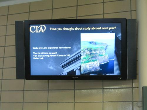 iboard液晶觸摸屏深耕教育市場，<a href='http://m.jsgfmy.com/webpage/tagsList.aspx?TagId=78'>多媒體信息發(fā)布</a>,<a href='http://m.jsgfmy.com/webpage/tagsList.aspx?TagId=133'>信息發(fā)布系統(tǒng)</a>,數(shù)字標(biāo)牌,<a href='http://m.jsgfmy.com/webpage/tagsList.aspx?TagId=31'>Digital Signage</a>