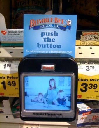 不恰當(dāng)?shù)臄?shù)字標(biāo)牌帶來負(fù)面印象的兩個例子,<a href='http://m.jsgfmy.com/webpage/tagsList.aspx?TagId=78'>多媒體信息發(fā)布</a>,<a href='http://m.jsgfmy.com/webpage/tagsList.aspx?TagId=133'>信息發(fā)布系統(tǒng)</a>,數(shù)字標(biāo)牌,<a href='http://m.jsgfmy.com/webpage/tagsList.aspx?TagId=31'>Digital Signage</a>