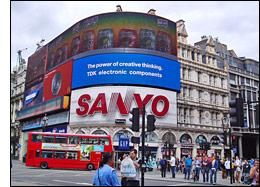 倫敦繁華中心地帶部署升級版LED,多媒體信息發(fā)布系統(tǒng),信息顯示系統(tǒng),數(shù)字標(biāo)牌,數(shù)字告示,digital signage