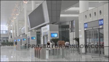 坐鎮(zhèn)虹橋樞紐 NEC Multisync P521為新上海指路,信息顯示系統(tǒng),多媒體信息發(fā)布系統(tǒng),數(shù)字告示,數(shù)字標牌,digital signage