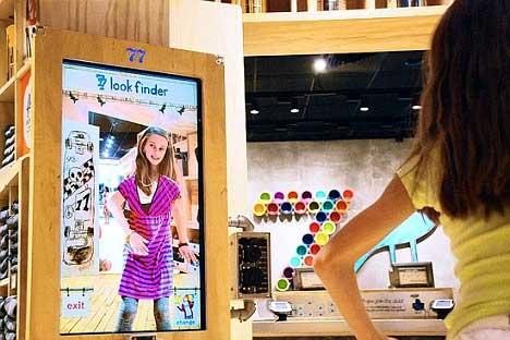 廣告商研發(fā)互動(dòng)數(shù)字海報(bào) 捕捉人臉表情(圖),信息顯示系統(tǒng),多媒體信息發(fā)布系統(tǒng),數(shù)字告示,數(shù)字標(biāo)牌,digital signage