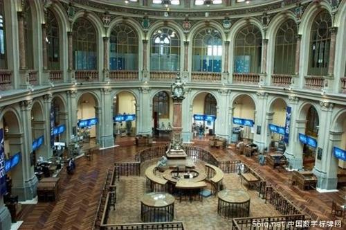 馬德里證券交易所啟用大型多媒體信息系統(tǒng),推進戶外廣告行業(yè)變革 還看數(shù)字標牌,聯(lián)網(wǎng)數(shù)字告示系統(tǒng),數(shù)字標牌,數(shù)字告示,信息顯示系統(tǒng),digital signage