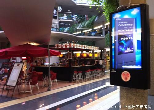 巴塞羅那城市數(shù)字標牌豐富市民和游客數(shù)字體驗,多媒體信息發(fā)布系統(tǒng),數(shù)字告示,數(shù)字標牌,信息顯示系統(tǒng),digital signage