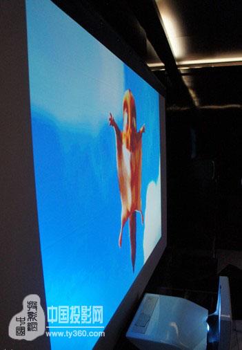 投影新光源技術(shù)或?qū)⒂绊慏LP與LCD陣容,多媒體信息發(fā)布系統(tǒng),聯(lián)網(wǎng)數(shù)字告示系統(tǒng),數(shù)字告示,數(shù)字標(biāo)牌,信息顯示系統(tǒng),digital signage