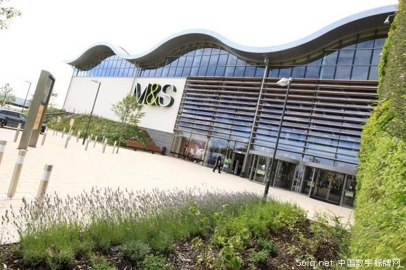 英國(guó)M & S品牌新旗艦店應(yīng)用多元數(shù)字標(biāo)牌解決方案,信息顯示系統(tǒng),多媒體信息發(fā)布系統(tǒng),數(shù)字標(biāo)牌,數(shù)字告示，digital signage