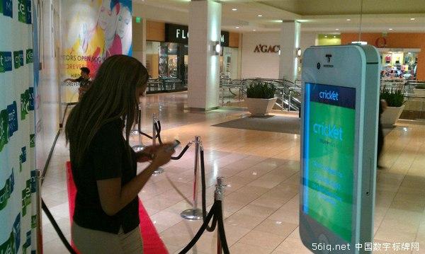 大屏幕大iPhone 牛人牛機牛創(chuàng)意,信息顯示系統(tǒng),多媒體信息發(fā)布系統(tǒng),數(shù)字標牌,digital signage