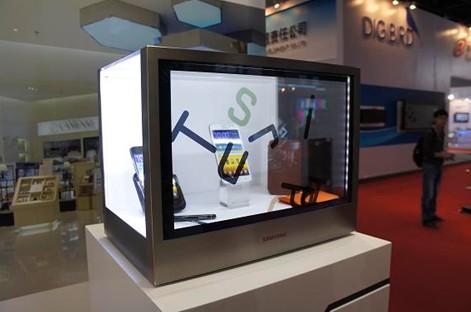 無與倫比的美麗 三星透明顯示器帶來視覺新體驗(yàn),信息顯示系統(tǒng),多媒體信息發(fā)布系統(tǒng),數(shù)字標(biāo)牌,digital signage