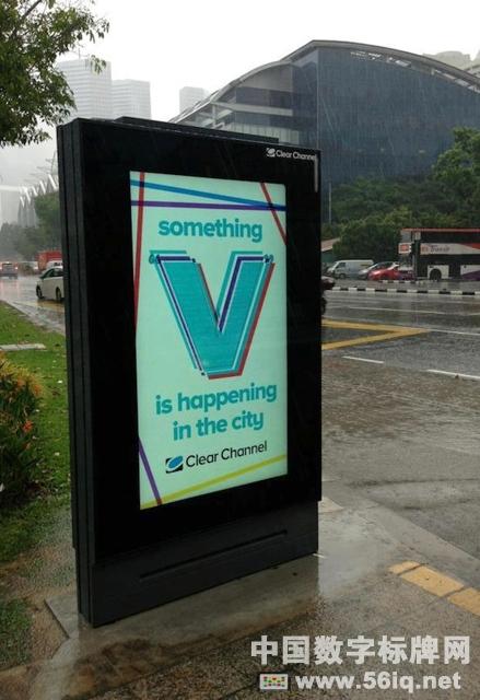 Clear Channel在新加坡發(fā)布數(shù)碼街家具數(shù)字標(biāo)牌系統(tǒng),信息顯示系統(tǒng),多媒體信息發(fā)布系統(tǒng),數(shù)字標(biāo)牌,digital signage Clear Channel在新加坡發(fā)布數(shù)碼街家具數(shù)字標(biāo)牌系統(tǒng),信息顯示系統(tǒng),多媒體信息發(fā)布系統(tǒng),數(shù)字標(biāo)牌,digital signage