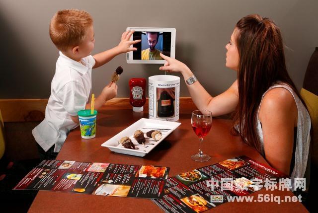 數(shù)字標(biāo)牌系統(tǒng)引進(jìn)云監(jiān)測和云通告功能服務(wù)交互式一體機,信息顯示系統(tǒng),多媒體信息發(fā)布系統(tǒng),數(shù)字標(biāo)牌,digital signage