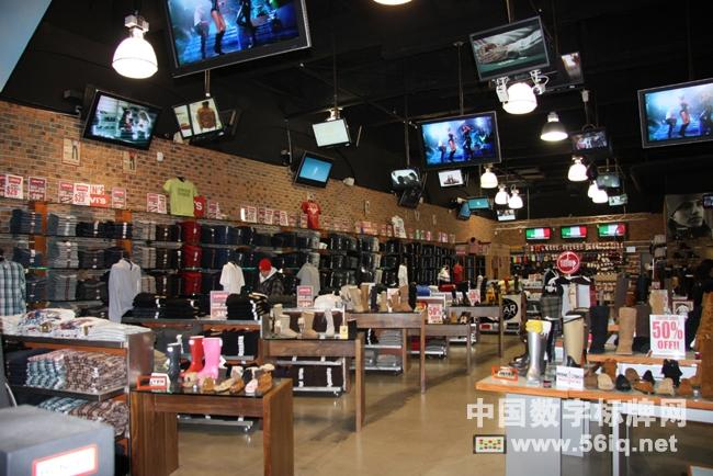 Zacky’s時(shí)裝零售店利用數(shù)字標(biāo)牌追趕潮流,信息顯示系統(tǒng),多媒體信息發(fā)布系統(tǒng),數(shù)字標(biāo)牌,digital signage