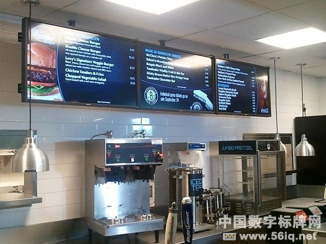 NBA籃網(wǎng)總部巴克萊中心里的數(shù)字標(biāo)牌系統(tǒng)應(yīng)用,信息顯示系統(tǒng),多媒體信息發(fā)布系統(tǒng),數(shù)字告示,數(shù)字標(biāo)牌,digital signage NBA籃網(wǎng)總部巴克萊中心里的數(shù)字標(biāo)牌系統(tǒng)應(yīng)用,信息顯示系統(tǒng),多媒體信息發(fā)布系統(tǒng),數(shù)字告示,數(shù)字標(biāo)牌,digital signage