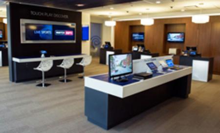 時代華納體驗店部署交互式數(shù)字標(biāo)牌,信息顯示系統(tǒng),多媒體信息發(fā)布系統(tǒng),數(shù)字標(biāo)牌,數(shù)字告示，digital signage