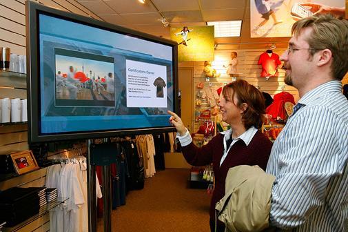 眾<a href='http://m.jsgfmy.com/webpage/tagsList.aspx?TagId=2000'>廠商</a>發(fā)力數(shù)字標(biāo)牌 助推<a href='http://m.jsgfmy.com/webpage/tagsList.aspx?TagId=186'>銀行</a>數(shù)字化,信息顯示系統(tǒng),多媒體信息發(fā)布系統(tǒng),數(shù)字標(biāo)牌,數(shù)字告示，digital signage