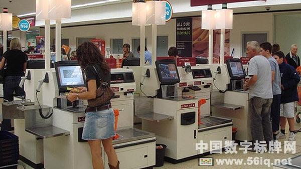 調(diào)查顯示自助結(jié)賬數(shù)字標牌在零售行業(yè)前景大好,多媒體信息發(fā)布系統(tǒng),數(shù)字標牌,數(shù)字告示，digital signage