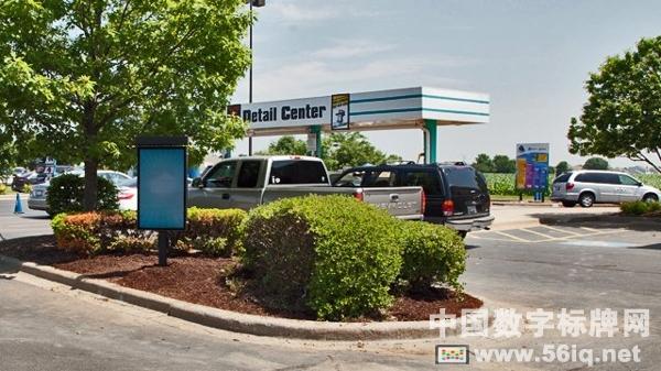 芝加哥郊外洗車(chē)店應(yīng)用戶(hù)外數(shù)字菜單板招攬顧客,多媒體信息發(fā)布系統(tǒng),數(shù)字標(biāo)牌,數(shù)字告示,digital signage 芝加哥郊外洗車(chē)店應(yīng)用戶(hù)外數(shù)字菜單板招攬顧客,多媒體信息發(fā)布系統(tǒng),數(shù)字標(biāo)牌,數(shù)字告示,digital signage