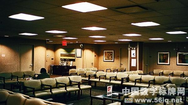 可治療患者慢性無(wú)聊的數(shù)字標(biāo)牌,多媒體信息發(fā)布系統(tǒng),數(shù)字標(biāo)牌,數(shù)字告示,digital signage 可治療患者慢性無(wú)聊的數(shù)字標(biāo)牌,多媒體信息發(fā)布系統(tǒng),數(shù)字標(biāo)牌,數(shù)字告示,digital signage