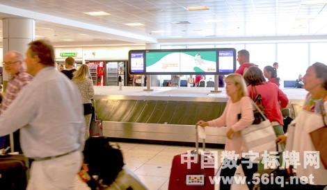 英國(guó)天然氣公司利用實(shí)時(shí)航班數(shù)據(jù)歡迎英國(guó)旅客,多媒體信息發(fā)布系統(tǒng),數(shù)字標(biāo)牌,數(shù)字告示,digital signage 英國(guó)天然氣公司利用實(shí)時(shí)航班數(shù)據(jù)歡迎英國(guó)旅客,多媒體信息發(fā)布系統(tǒng),數(shù)字標(biāo)牌,數(shù)字告示,digital signage