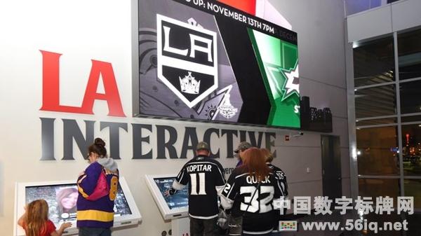 洛杉磯湖人隊(duì)主場(chǎng)數(shù)字標(biāo)牌吸引球迷眼球,多媒體信息發(fā)布系統(tǒng),數(shù)字標(biāo)牌,數(shù)字告示，digital signage