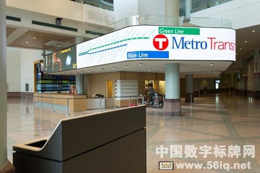 明尼阿波利斯會(huì)議中心大規(guī)模<a href='http://m.jsgfmy.com/webpage/tagsList.aspx?TagId=3418'>弧形顯示器</a>,<a href='http://m.jsgfmy.com/webpage/tagsList.aspx?TagId=78'>多媒體信息發(fā)布</a>系統(tǒng),數(shù)字標(biāo)牌,數(shù)字告示，digital signage