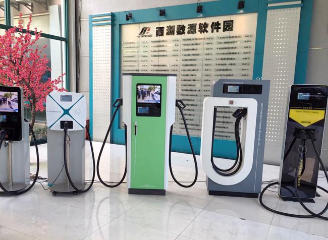 56iq智能充電樁解決方案助力杭州綠色交通建設(shè),多媒體信息發(fā)布系統(tǒng),數(shù)字標(biāo)牌,數(shù)字告示，digital signage