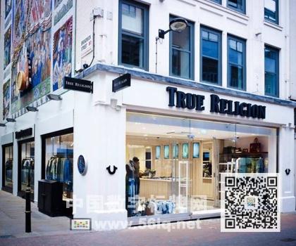 美國牛仔品牌倫敦卡納比門店迎接數(shù)字化,多媒體信息發(fā)布系統(tǒng),數(shù)字標(biāo)牌,數(shù)字告示，digital signage