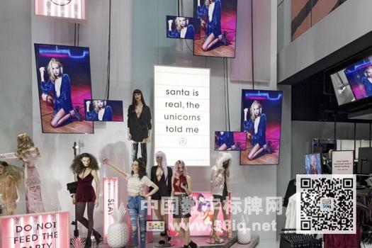 <a href='http://m.jsgfmy.com/webpage/tagsList.aspx?TagId=384'>數(shù)字屏幕</a>裝點時尚品牌MISSGUIDED旗艦店,多媒體信息發(fā)布系統(tǒng),數(shù)字標牌,數(shù)字告示，digital signage