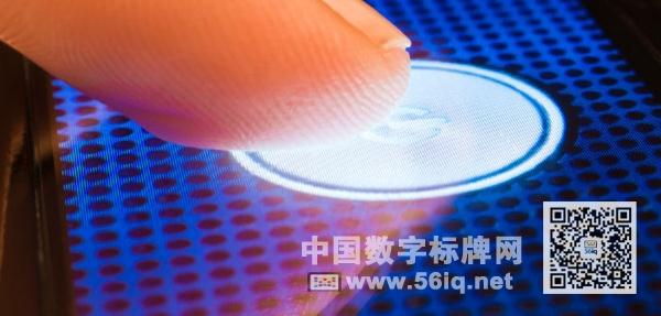 論觸摸屏使用的衛(wèi)生問題,多媒體信息發(fā)布系統(tǒng),數(shù)字標牌,數(shù)字告示，digital signage