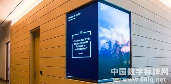 住宅大廈接待大廳，因LED屏充滿生機(jī),多媒體信息發(fā)布系統(tǒng),數(shù)字標(biāo)牌,數(shù)字告示，digital signage