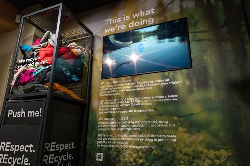 數(shù)字篝火，促進購物體驗升級，多媒體信息發(fā)布系統(tǒng)，數(shù)字標牌，數(shù)字告示，digital signage